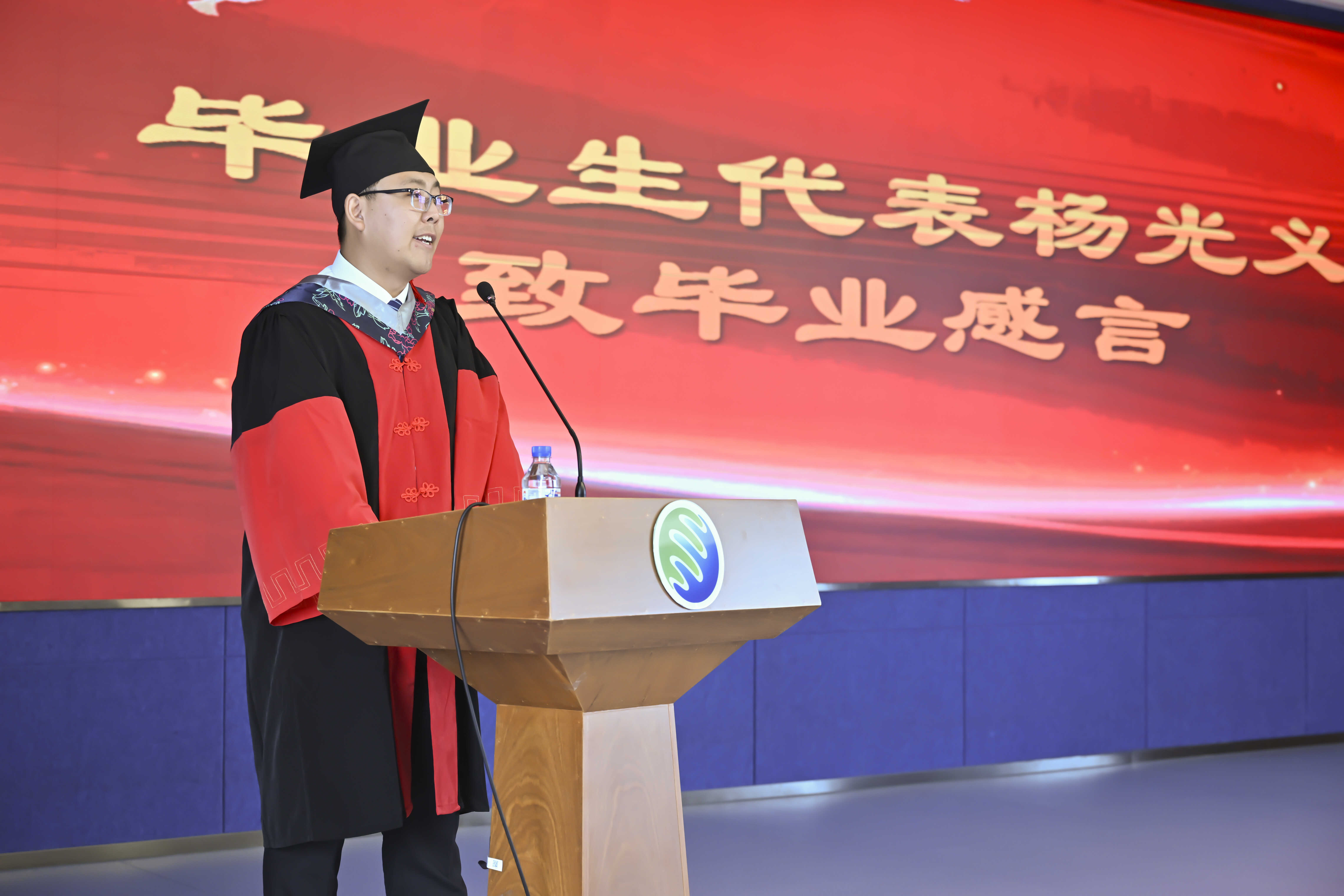 FY1_4378.jpg