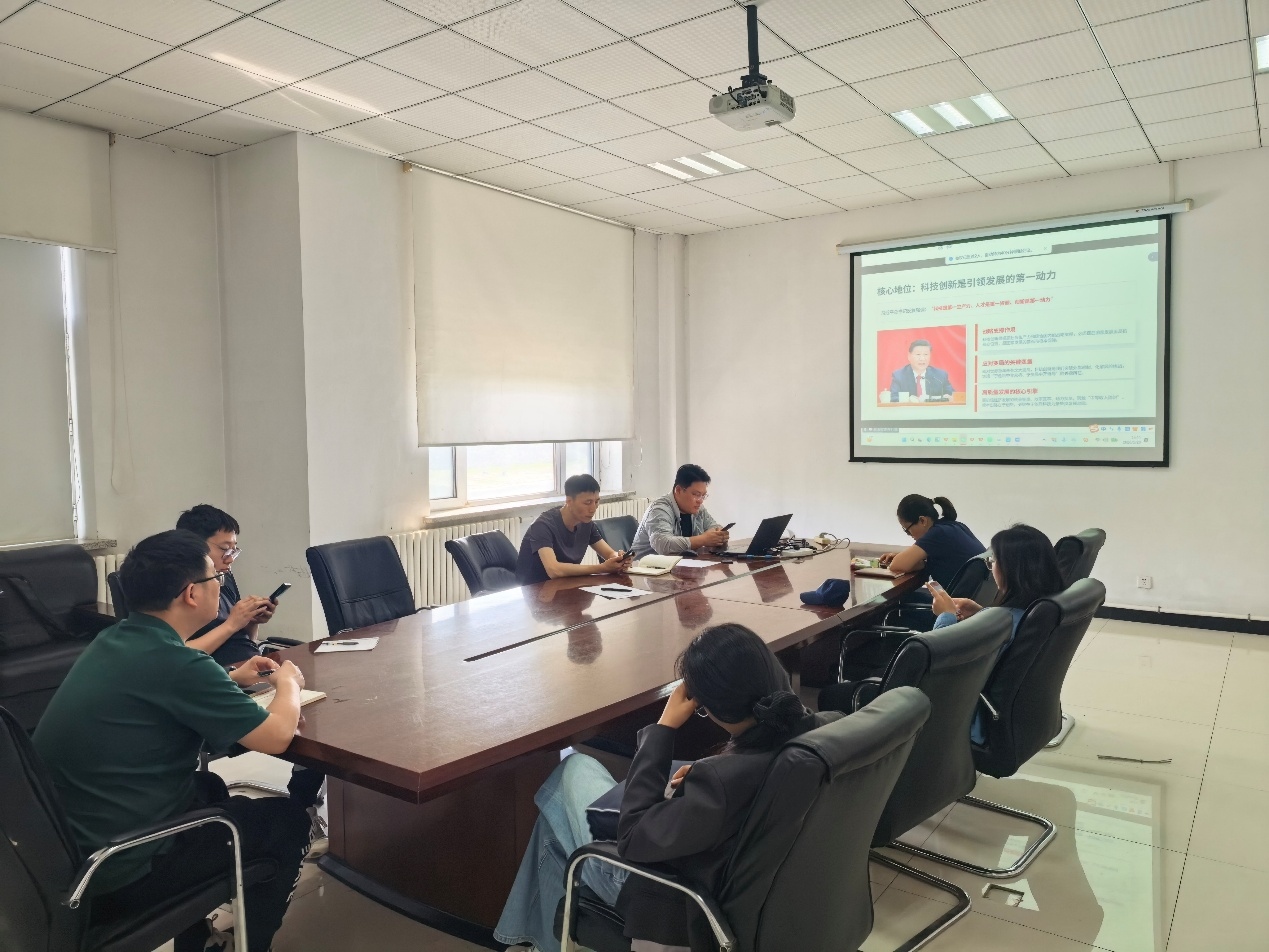 鹽堿地黨支部深入學習習近平總書記在加強基礎研究座談會上的重要講話精神
